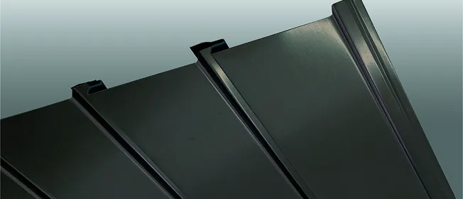 ヘアライン調電気めっき(EG)鋼板スパンドレル